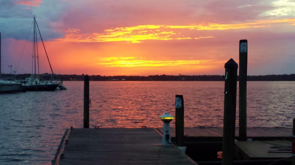 Crystal Cove Riverfront Resort Palatka Esterno foto